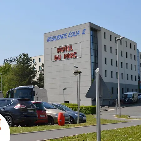 Studio2-hotel Futuroscope / 8min A Pieds/ 1-4 Personnes
